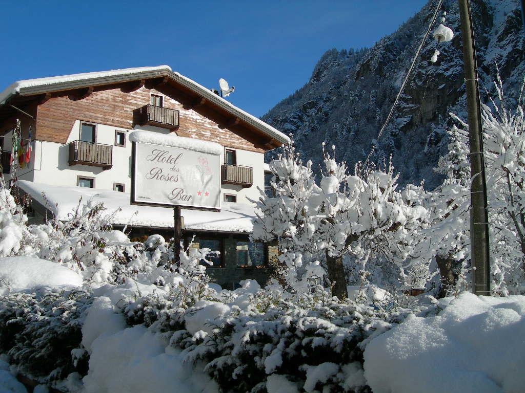 Hotel Des Roses Antey-Saint-André Dış mekan fotoğraf